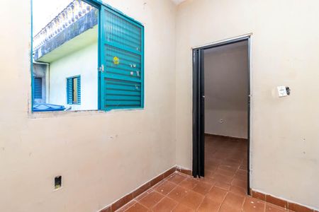 Quarto de casa à venda com 1 quarto, 120m² em Vila Bancaria Munhoz, São Paulo