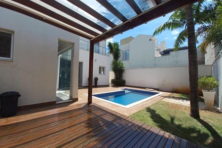 Casa de condomínio à venda com 268m², 3 quartos e 4 vagasÁrea Comum