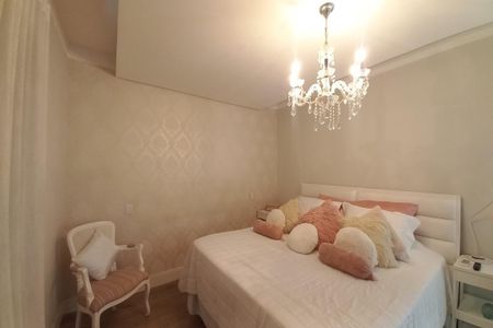 Casa de condomínio à venda com 268m², 3 quartos e 4 vagasQuarto 1 - Suíte