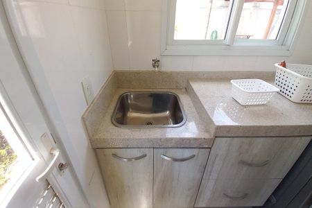 Casa de condomínio à venda com 268m², 3 quartos e 4 vagasÁrea de Serviço