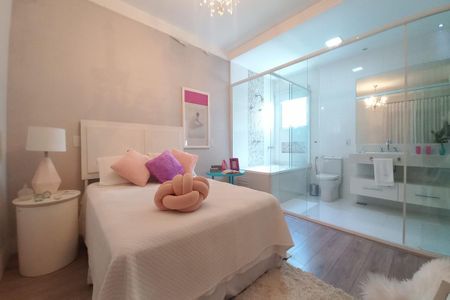 Casa de condomínio à venda com 268m², 3 quartos e 4 vagasQuarto 3 - Suíte