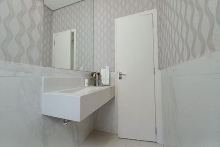 Casa de condomínio à venda com 268m², 3 quartos e 4 vagasLavabo