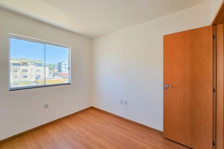 Apartamento à venda com 76m², 3 quartos e 1 vaga Apartamento à venda com 76m², 3 quartos e 1 vagaQuarto 2