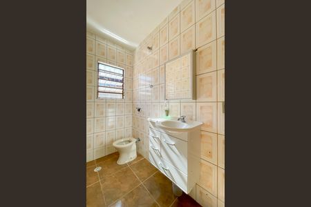 Casa para alugar com 161m², 3 quartos e 1 vaga Casa para alugar com 161m², 3 quartos e 1 vagaBanheiro da Suíte