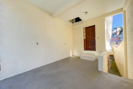 Casa para alugar com 161m², 3 quartos e 1 vaga Casa para alugar com 161m², 3 quartos e 1 vagaGaragem