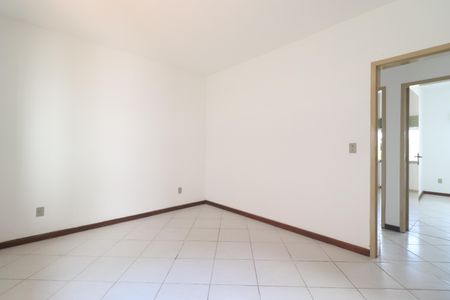 Casa à venda com 170m², 3 quartos e 2 vagasSuíte