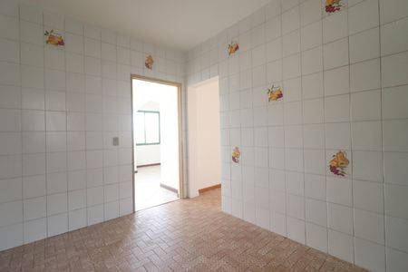 Casa à venda com 170m², 3 quartos e 2 vagasCozinha