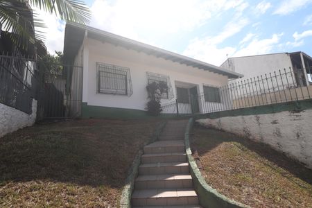 Casa à venda com 170m², 3 quartos e 2 vagasFachada