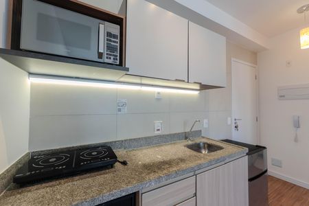 Cozinha de apartamento para alugar com 1 quarto, 26m² em Bela Vista, São Paulo