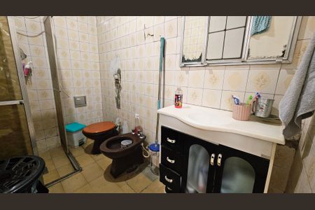 Casa à venda com 107m², 3 quartos e sem vaga Casa à venda com 107m², 3 quartos e sem vagaBanheiro Social