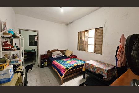 Casa à venda com 107m², 3 quartos e sem vaga Casa à venda com 107m², 3 quartos e sem vagaQuarto 2