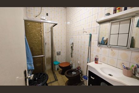 Casa à venda com 107m², 3 quartos e sem vaga Casa à venda com 107m², 3 quartos e sem vagaBanheiro Social