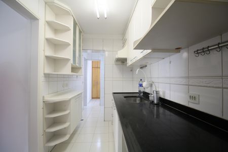 Apartamento para alugar com 90m², 3 quartos e 2 vagasCozinha - Armários