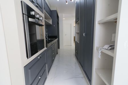 Apartamento à venda com 76m², 2 quartos e 1 vagaCozinha e Área de Serviço