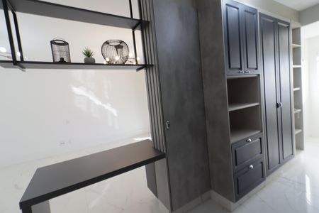 Apartamento à venda com 76m², 2 quartos e 1 vagaCozinha e Área de Serviço