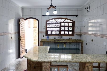 Casa para alugar com 149m², 3 quartos e 2 vagas Casa para alugar com 149m², 3 quartos e 2 vagasCozinha