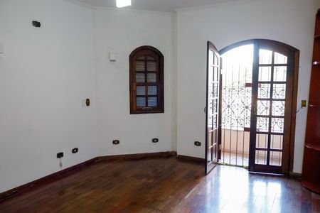 Casa para alugar com 149m², 3 quartos e 2 vagas Casa para alugar com 149m², 3 quartos e 2 vagasQuarto 3 - Suíte