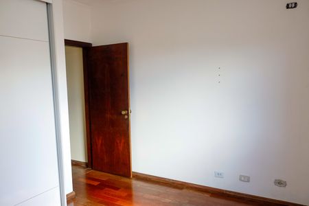 Casa para alugar com 149m², 3 quartos e 2 vagas Casa para alugar com 149m², 3 quartos e 2 vagasQuarto 1