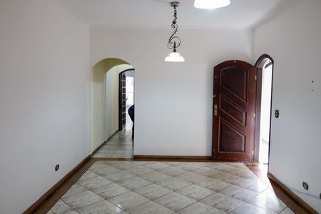 Casa para alugar com 149m², 3 quartos e 2 vagas Casa para alugar com 149m², 3 quartos e 2 vagassala