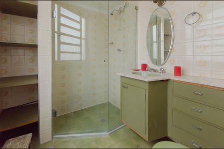 Apartamento à venda com 130m², 2 quartos e 1 vagaBanheiro da Suíte