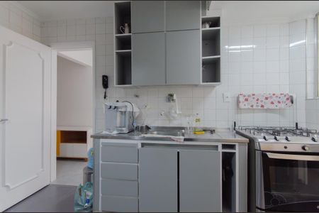 Apartamento à venda com 130m², 2 quartos e 1 vagaCozinha