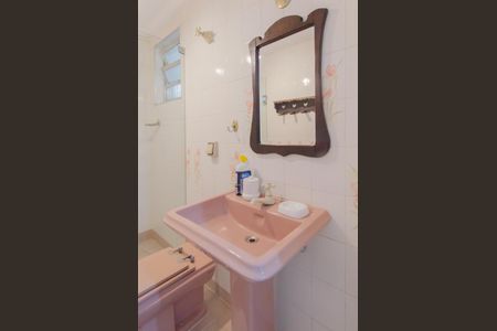 Apartamento à venda com 130m², 2 quartos e 1 vagaBanheiro Social