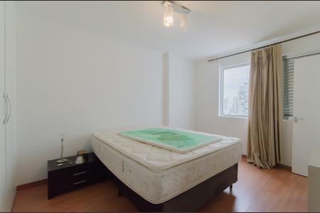 Suíte de apartamento à venda com 2 quartos, 130m² em Paraíso, São Paulo