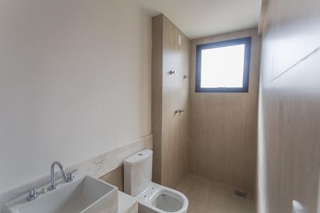 Apartamento à venda com 178m², 4 quartos e 3 vagasBanheiro da Suíte