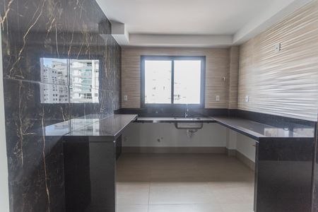 Apartamento à venda com 178m², 4 quartos e 3 vagasCozinha