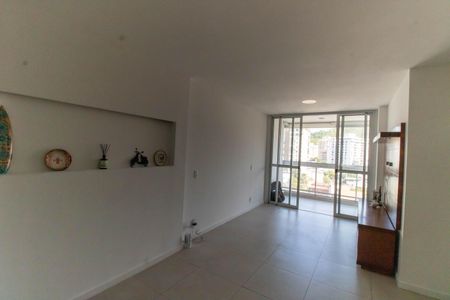 Sala de apartamento à venda com 2 quartos, 80m² em Santa Rosa, Niterói