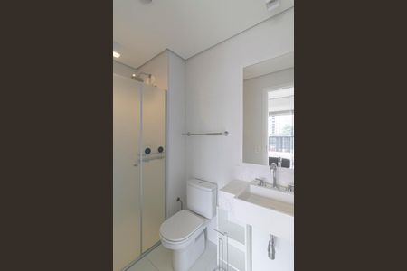 Studio para alugar com 32m², 1 quarto e sem vaga Studio para alugar com 32m², 1 quarto e sem vagaBanheiro Social