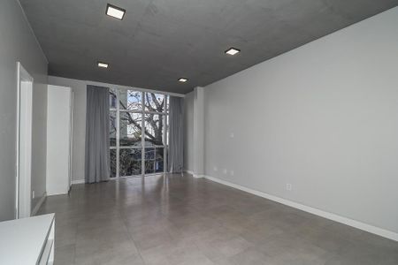 Studio de kitnet/studio para alugar com 0 quarto, 35m² em São Geraldo, Porto Alegre