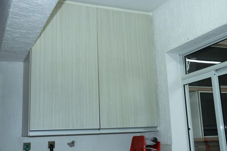 Casa de condomínio para alugar com 74m², 2 quartos e 1 vagaÁrea de Serviço