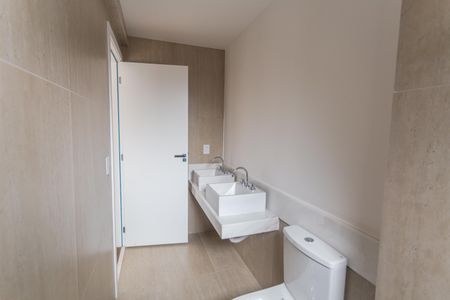 Apartamento à venda com 130m², 3 quartos e 3 vagasBanheiro da Suíte 