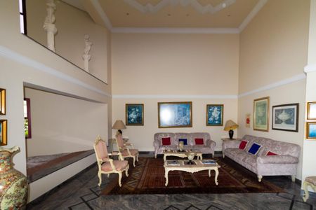 Apartamento à venda com 259m², 3 quartos e 4 vagas Apartamento à venda com 259m², 3 quartos e 4 vagasHall social