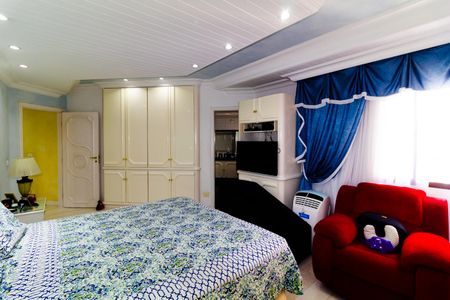 Apartamento à venda com 259m², 3 quartos e 4 vagas Apartamento à venda com 259m², 3 quartos e 4 vagasSuíte 1