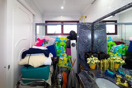 Apartamento à venda com 259m², 3 quartos e 4 vagas Apartamento à venda com 259m², 3 quartos e 4 vagasBanheiro da Suíte 2