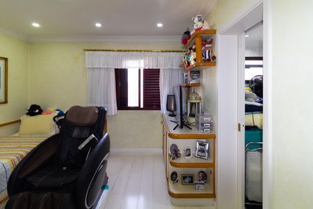 Apartamento à venda com 259m², 3 quartos e 4 vagas Apartamento à venda com 259m², 3 quartos e 4 vagasSuíte 2