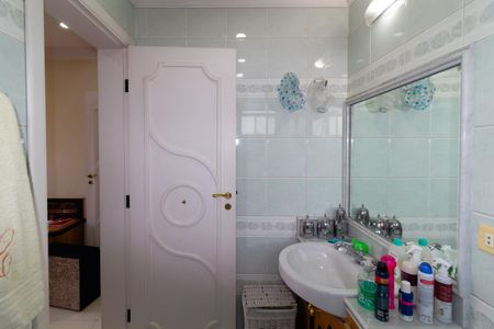 Apartamento à venda com 259m², 3 quartos e 4 vagas Apartamento à venda com 259m², 3 quartos e 4 vagasBanheiro da Suíte 3