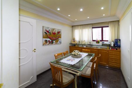 Apartamento à venda com 259m², 3 quartos e 4 vagas Apartamento à venda com 259m², 3 quartos e 4 vagasSala