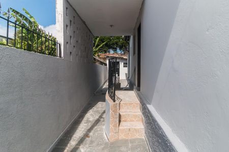 Casa para alugar com 100m², 2 quartos e sem vagaQuintal