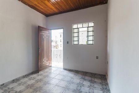 Casa para alugar com 100m², 2 quartos e sem vagaSala