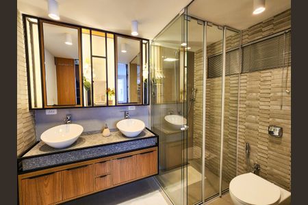 Apartamento para alugar com 120m², 2 quartos e 1 vagaBanheiro da Suíte 1