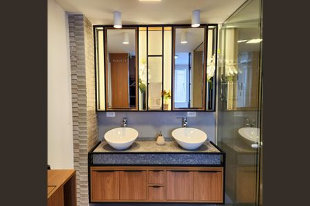 Apartamento para alugar com 120m², 2 quartos e 1 vagaBanheiro da Suíte 1