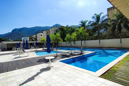 Apartamento à venda com 60m², 2 quartos e 1 vagaÁrea comum