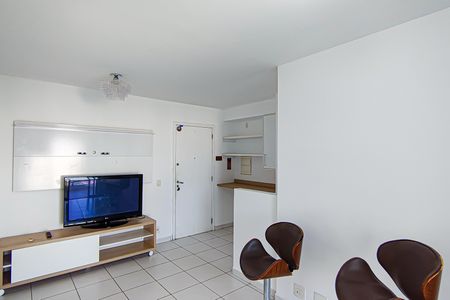 Sala de apartamento à venda com 2 quartos, 60m² em Vargem Pequena, Rio de Janeiro