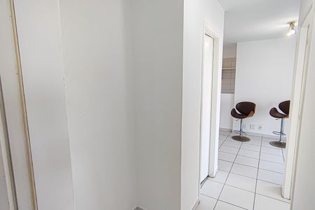 Apartamento à venda com 60m², 2 quartos e 1 vagaCorredor