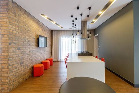 Apartamento para alugar com 33m², 1 quarto e sem vaga Apartamento para alugar com 33m², 1 quarto e sem vagaÁrea comum - Salão de festas