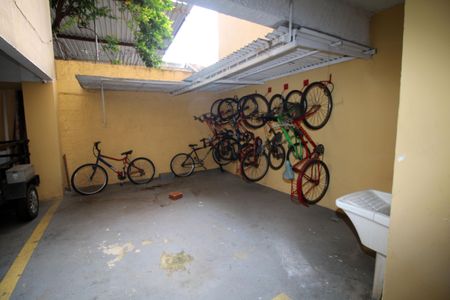 Apartamento à venda com 75m², 2 quartos e 1 vagaÁrea comum - Bicicletário