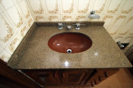 Apartamento à venda com 75m², 2 quartos e 1 vagaBanheiro Social